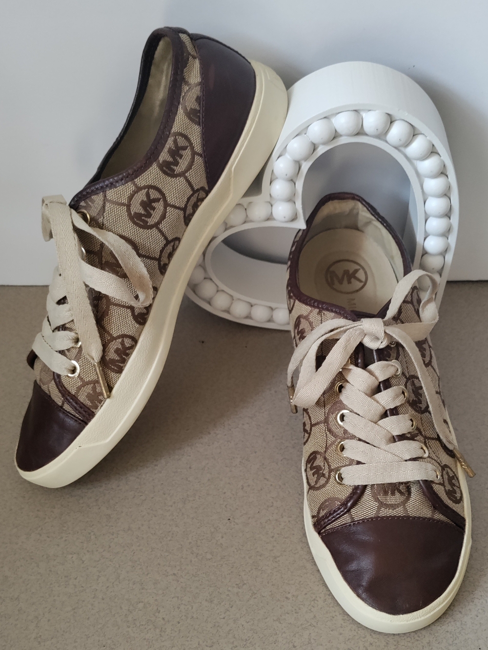 Michael Kors MK Monogram Canvas Leather Low Top Sneakers Brown Size 8M